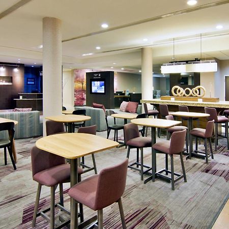 Courtyard By Marriott Clarksville Bagian luar foto